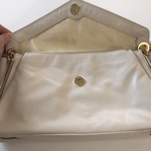 Badgley Mischka Couture Off White Leather Studded Bag - Picture 4 of 11